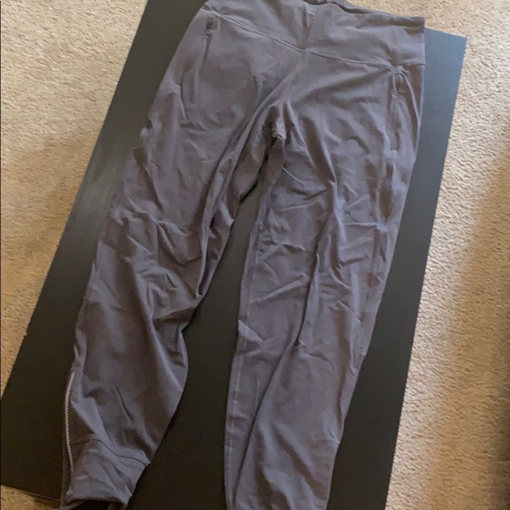 Lululemon Joggers (discontinued)